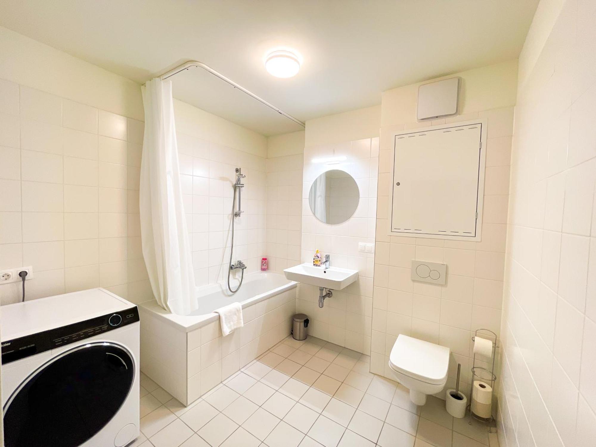 Whats-app Self-check-in - 1br Apartment, Near Airport,15 Min To Center Vienna