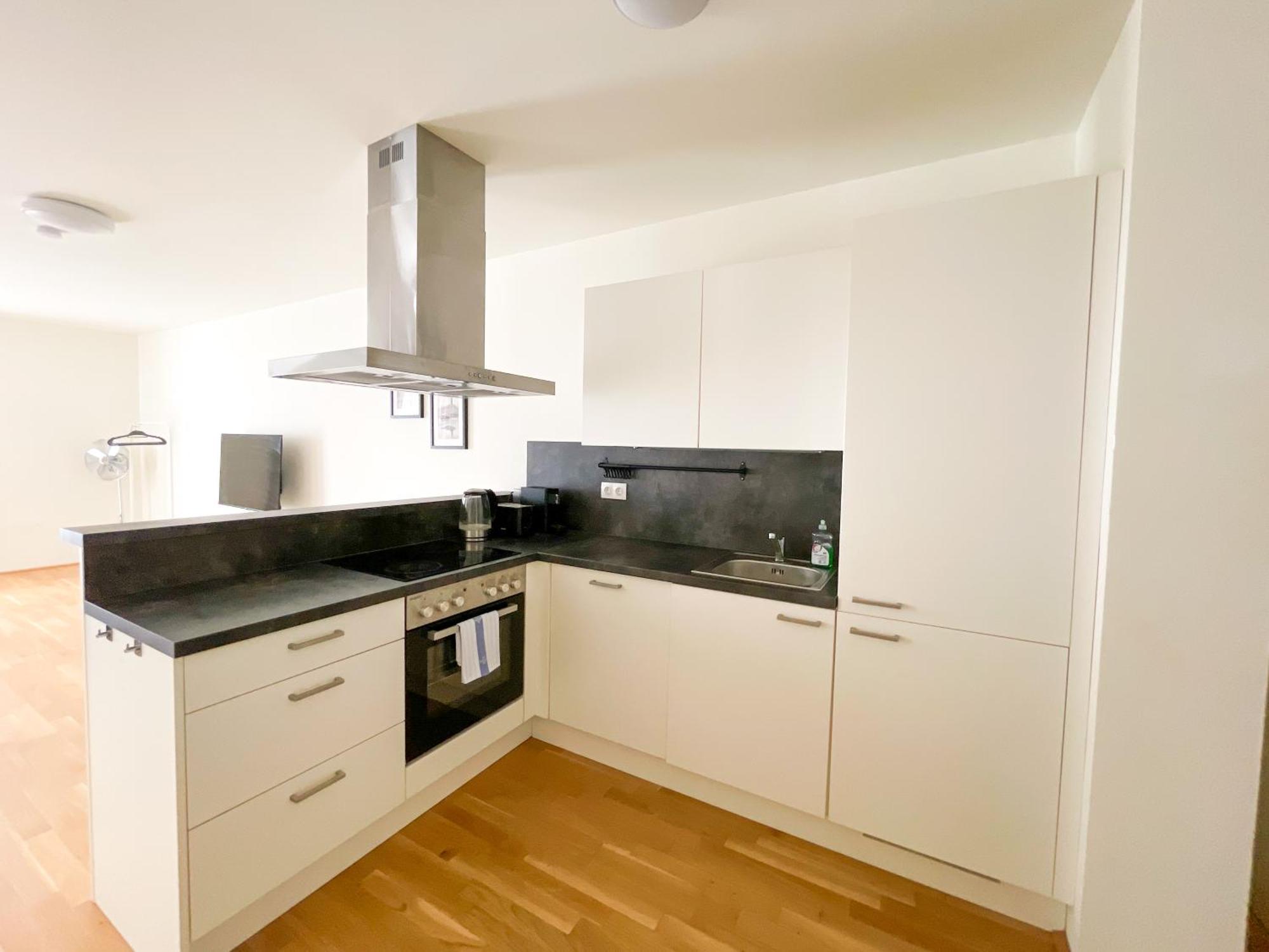 Whats-app Self-check-in - 1br Apartment, Near Airport,15 Min To Center Appartement