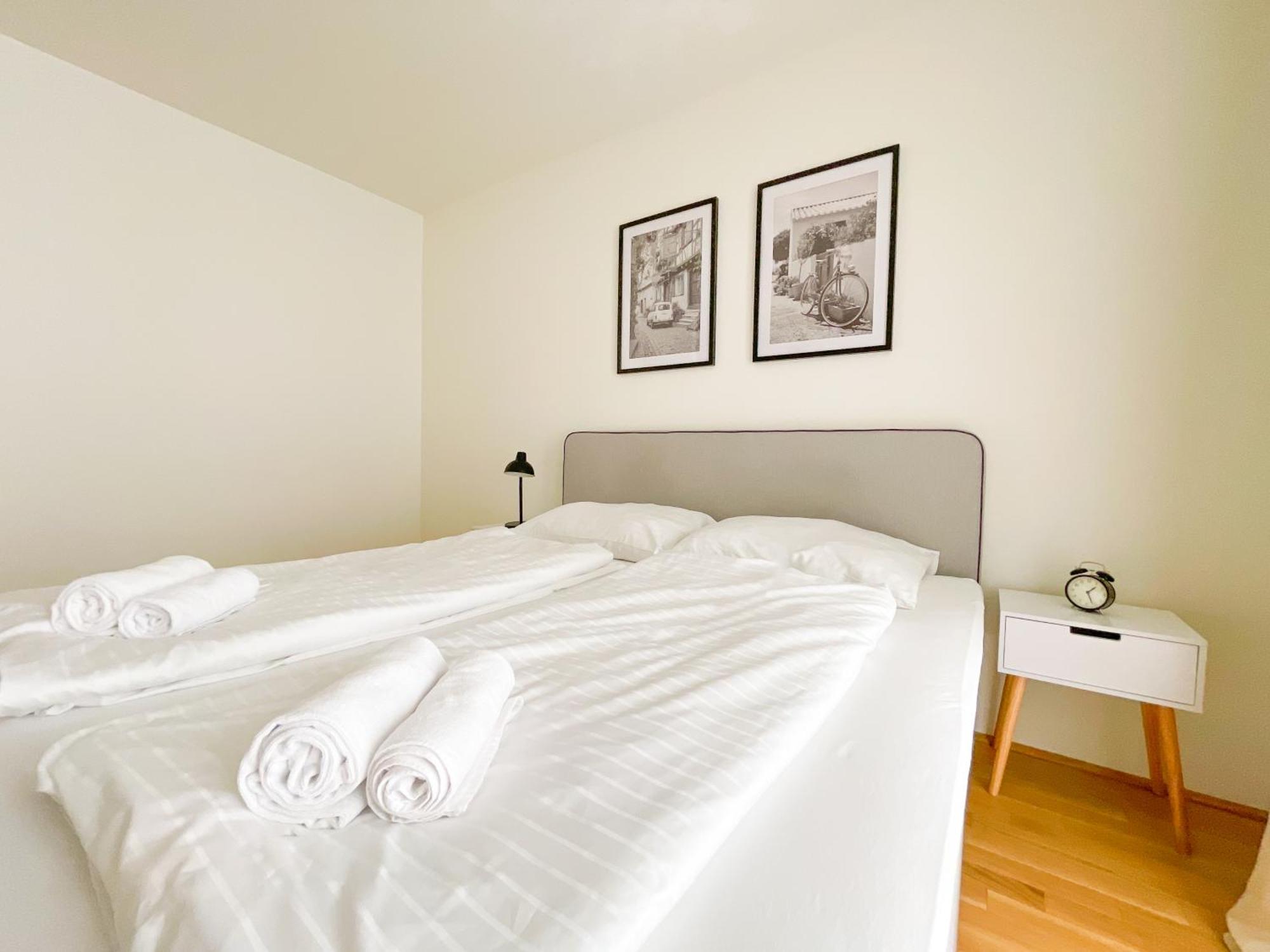Whats-app Self-check-in - 1br Apartment, Near Airport,15 Min To Center * Vienne